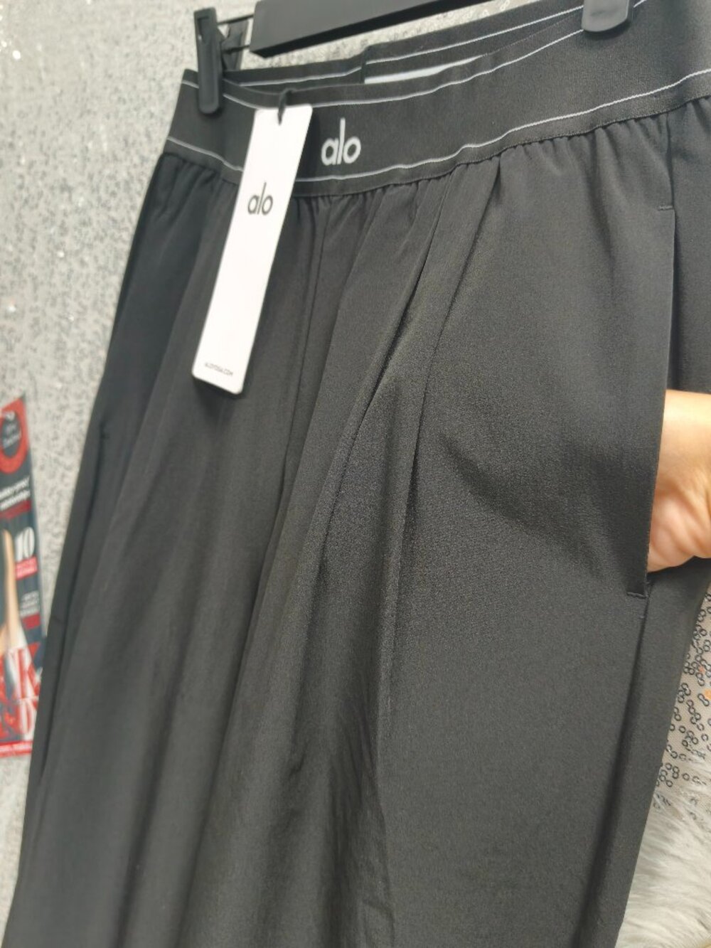 NWT Alo Yoga Black Suit Up Trouser 🥨 Women's Regular 30" Inseam Daily Pants 💗 - Picture 5 of 7